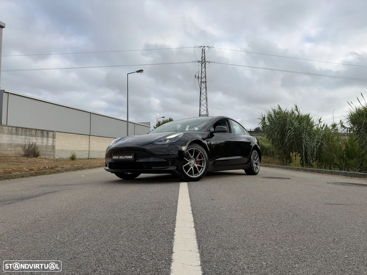 Tesla Model 3 Tração Traseira