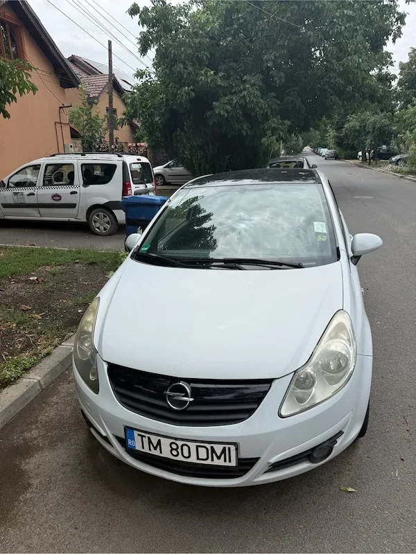 De vanzare Opel Corsa D 1.4 benzina 2010