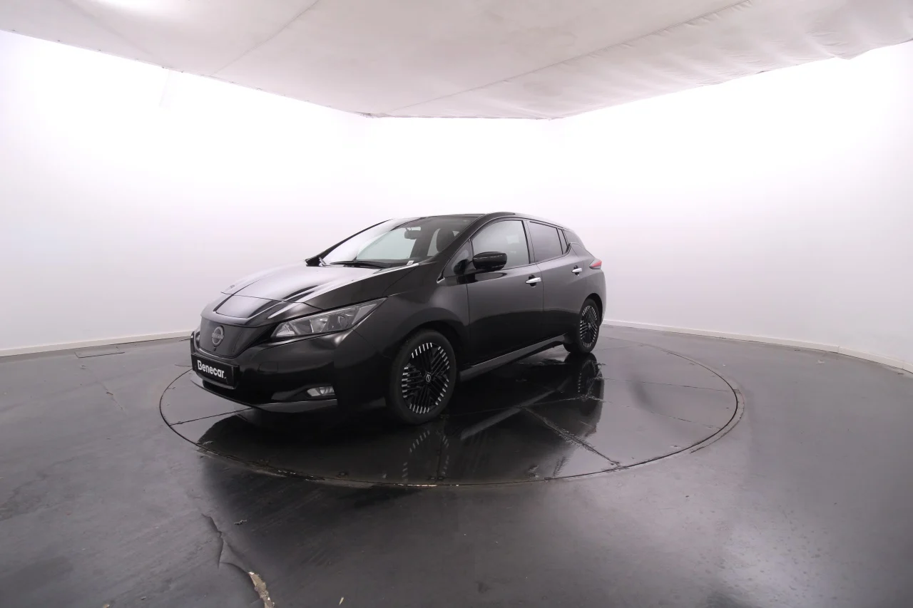 Nissan Leaf 40 kWh N-Connecta GPS / Vidros Escurecidos / Cam. Traseira / JLL