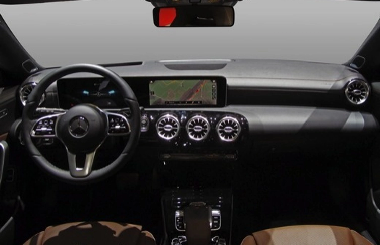 MERCEDES - CLA - CLA 180 d AMG Line Aut.