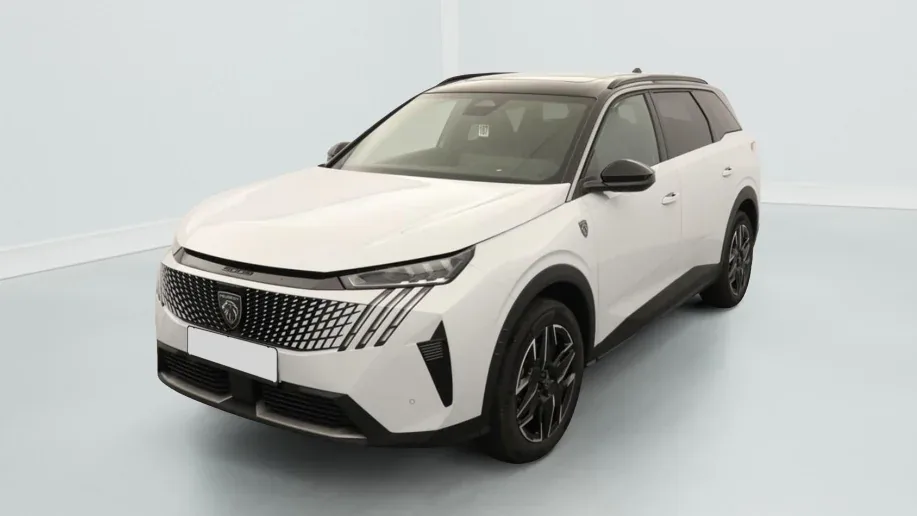 Peugeot 5008 Gt 1.2 HYBRID 145 Zéro km immatriculé