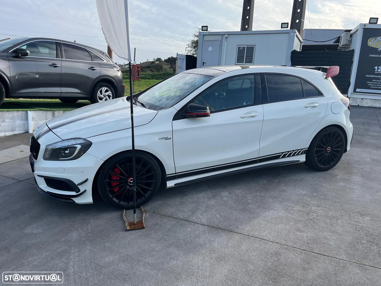 Mercedes-Benz A 45 AMG 4Matic Speedshift 7G-DCT PETRONAS 2015 World Champion Edition