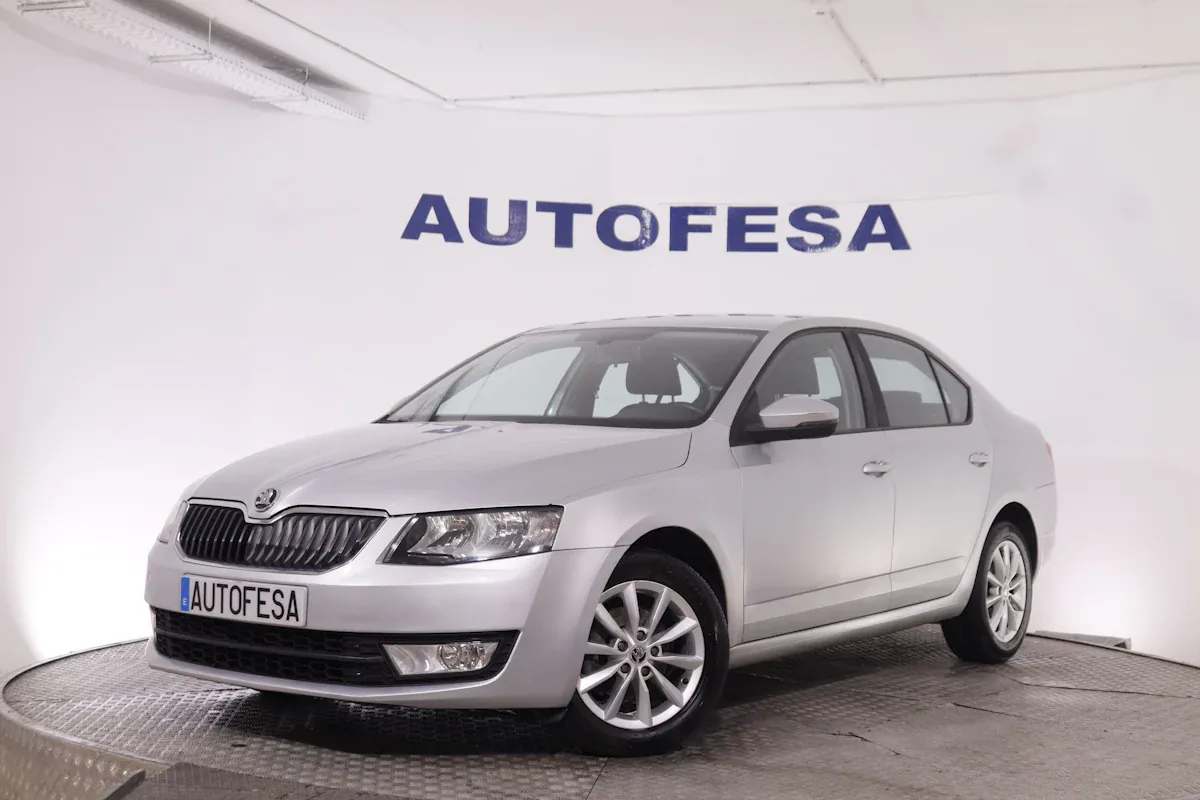 Skoda Octavia 1.6 TDI AMBITION 105CV 5P