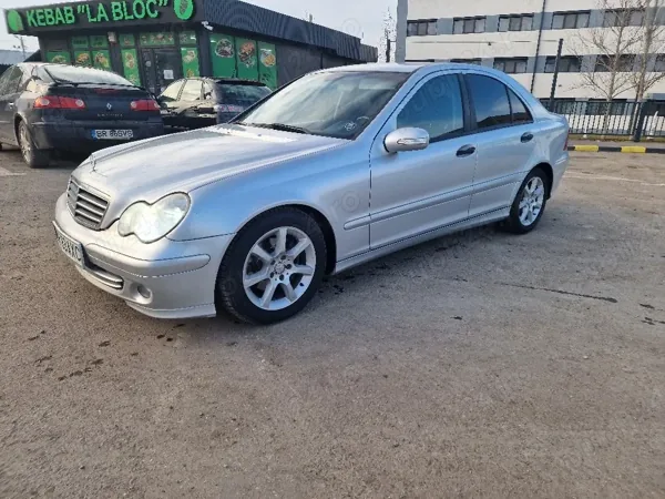Mercedes Benz C200 CDI W203