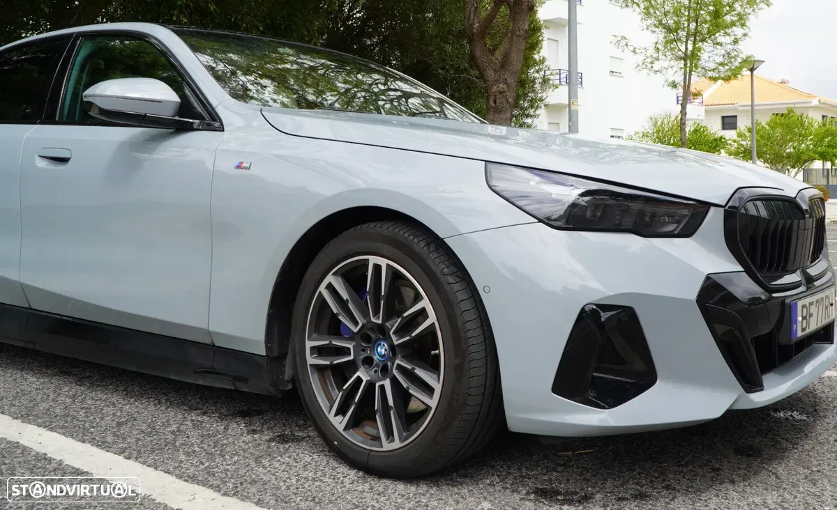 BMW i5