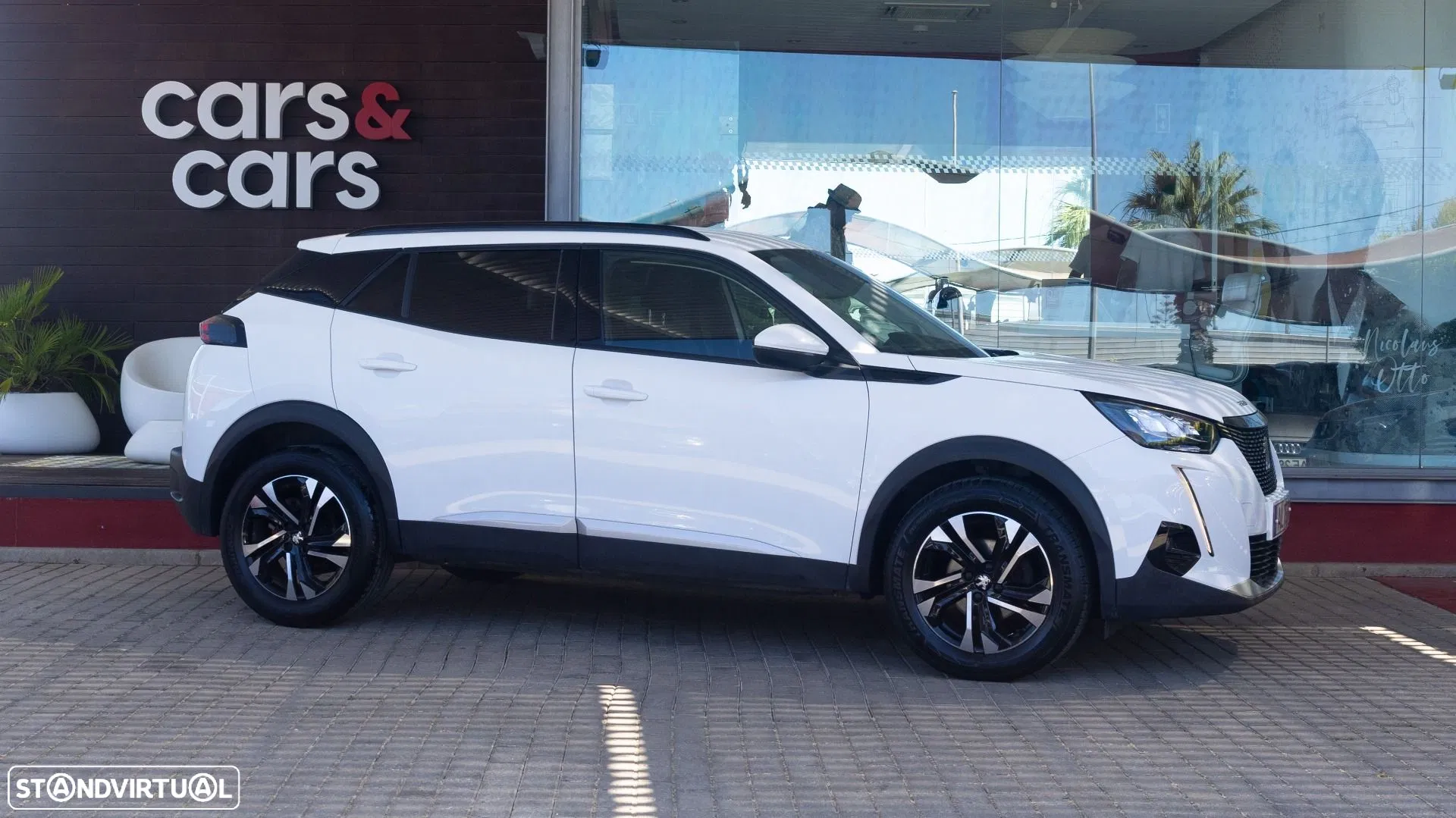 Peugeot 2008 1.5 BlueHDi Allure Pack