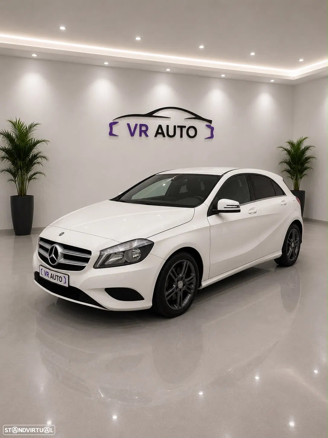 Mercedes-Benz A 180 CDI (BlueEFFICIENCY) 7G-DCT