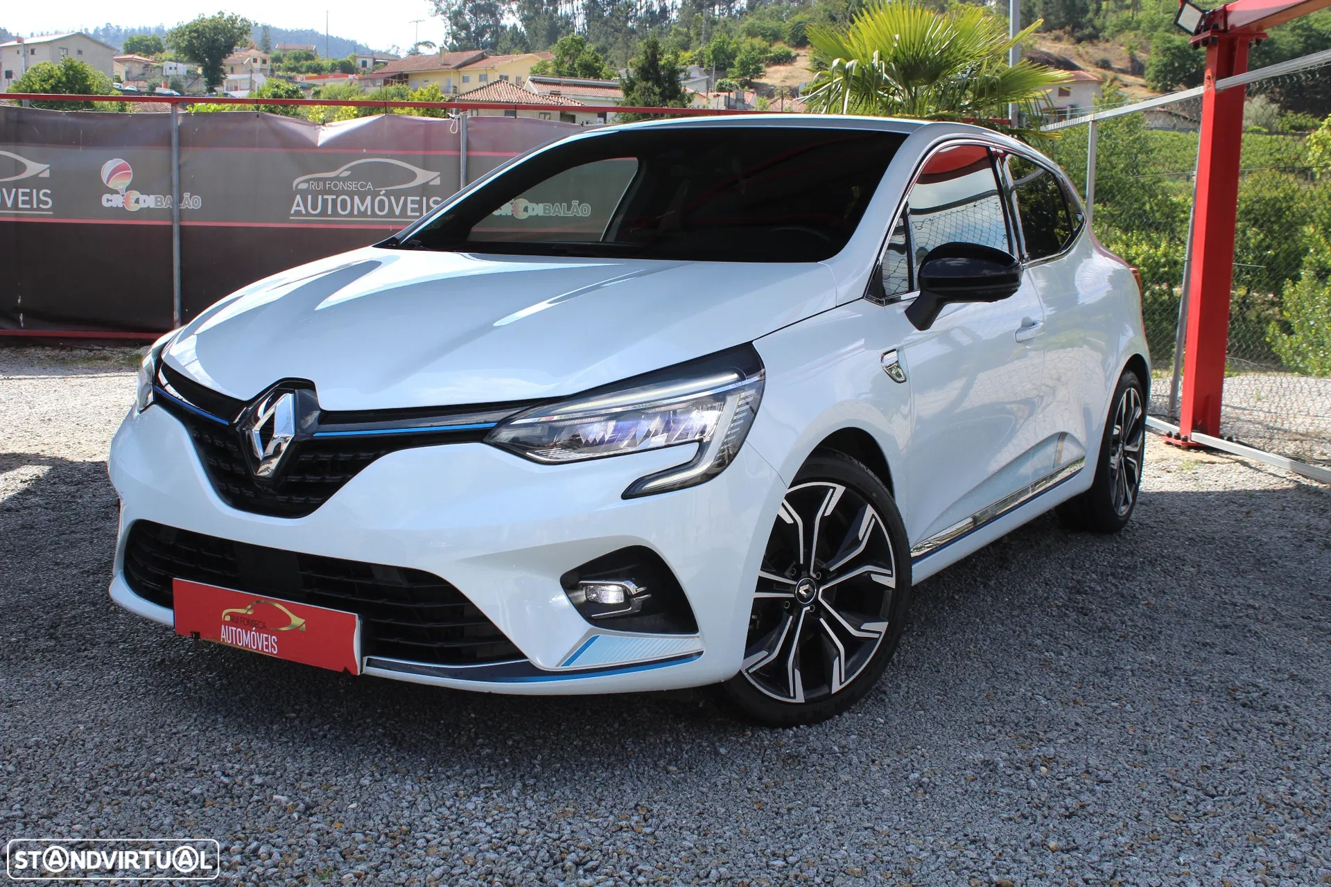 Renault Clio 1.6 E-Tech Intens