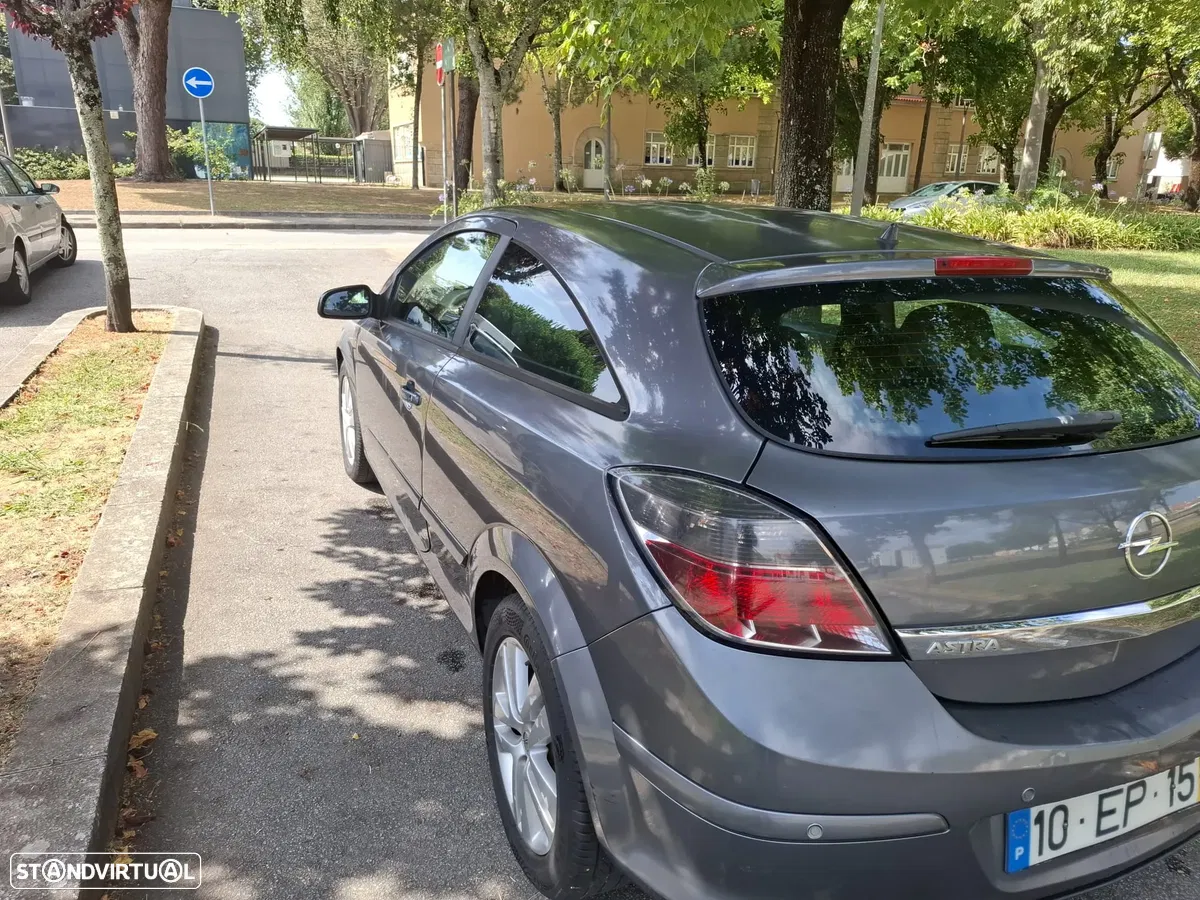 Opel Astra GTC 1.7 CDTI