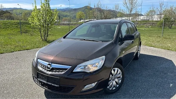 Opel Astra J 1.4Mpi 101cp