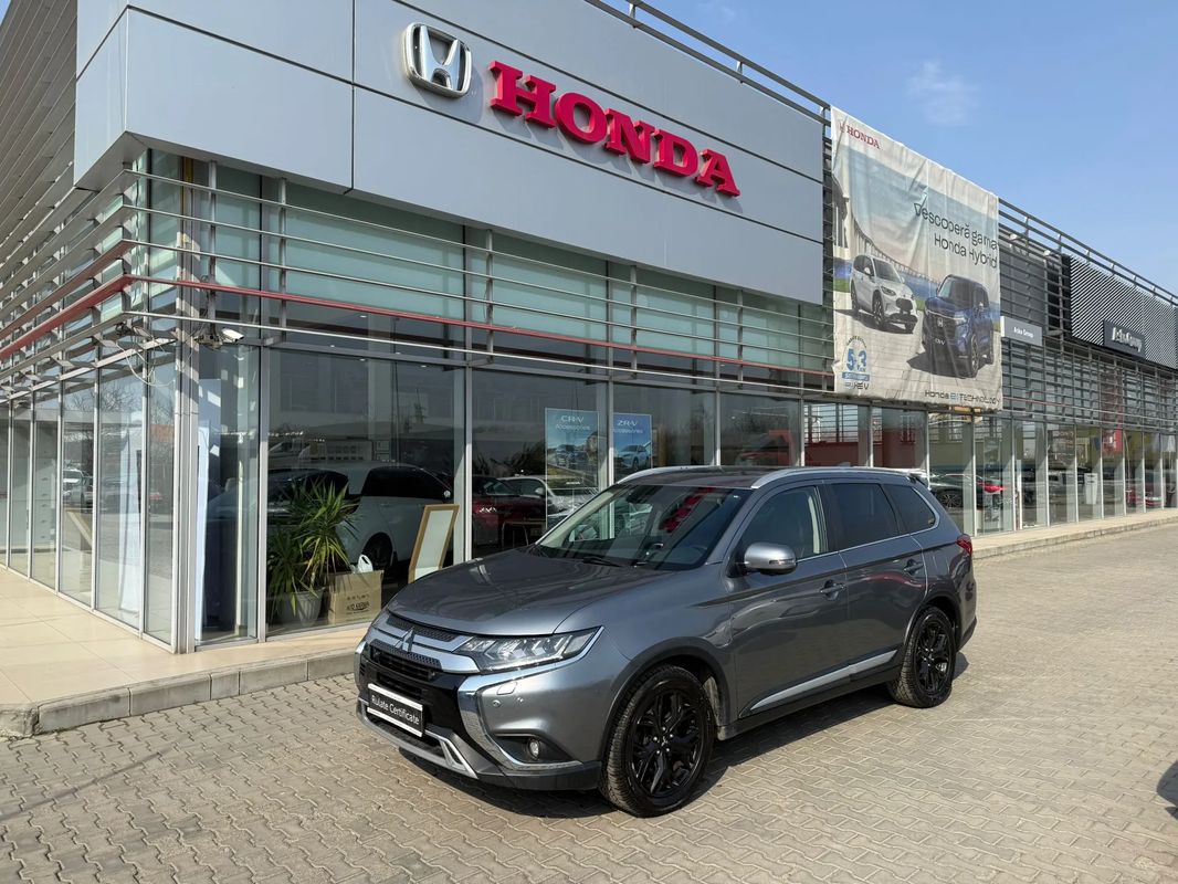 Mitsubishi outlander 2.0L AS&G CVT Instyle