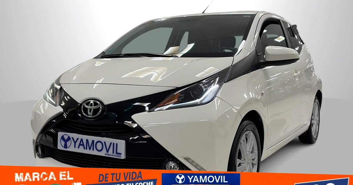 Toyota Aygo 1.0 70 x-play 51 kW (69 CV)