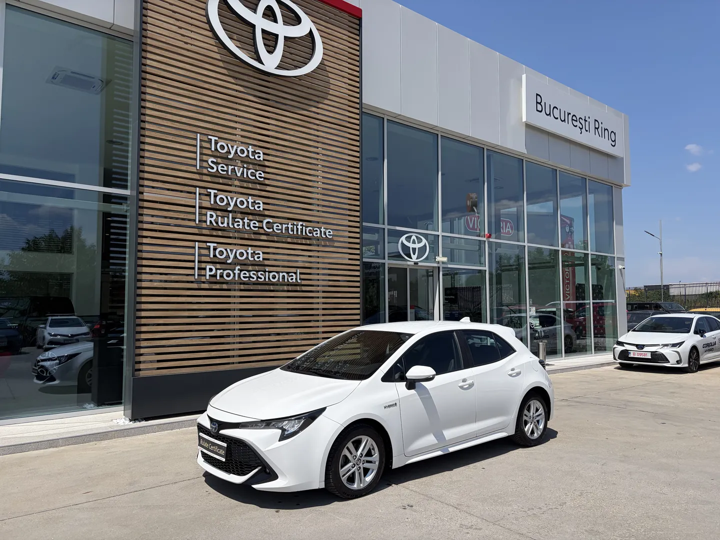 Toyota COROLLA HATCHBACK 1.8 Hybrid Dynamic HSD E-CVT