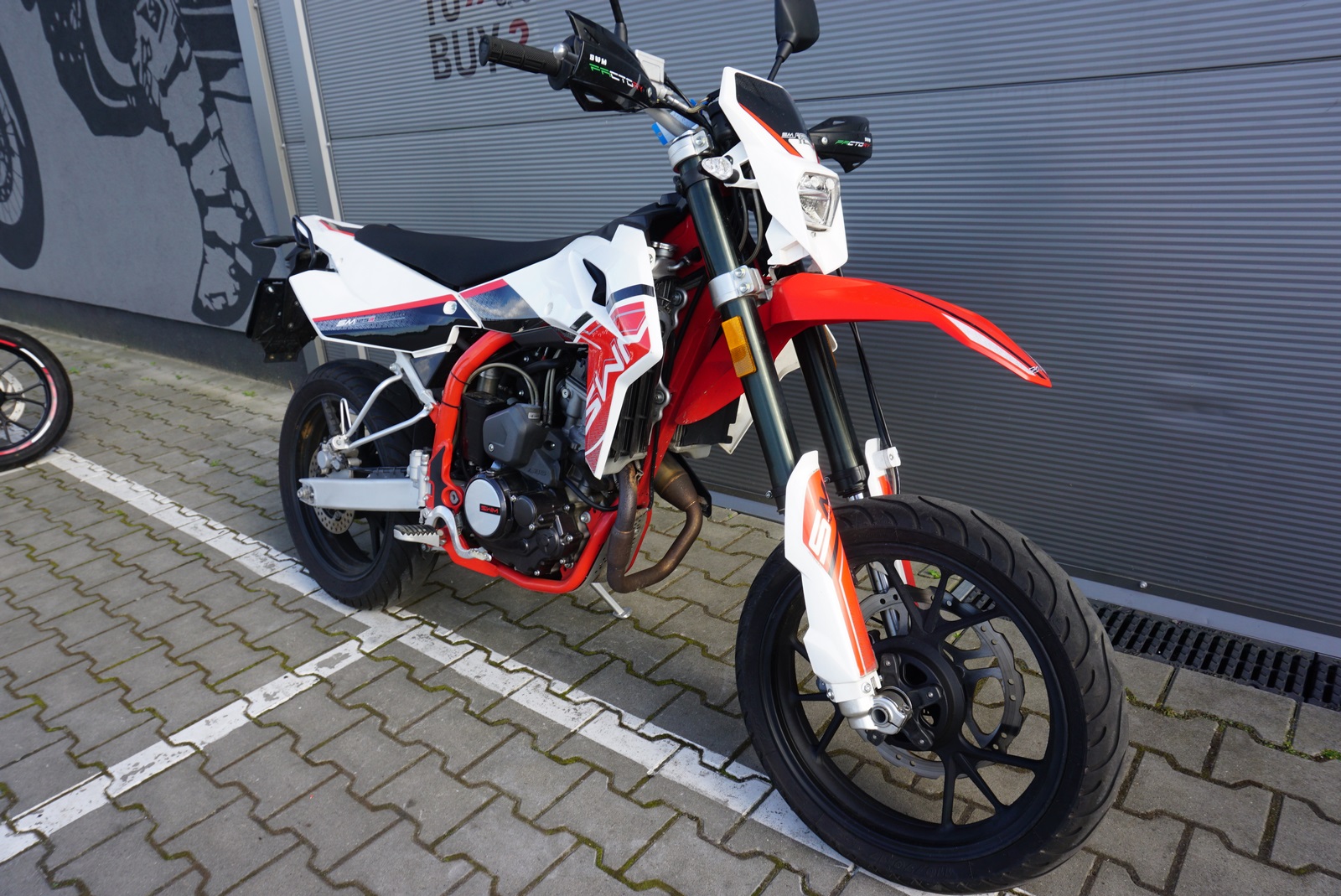 SWM SM 125 R