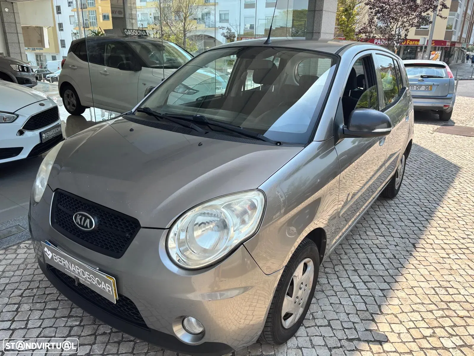 Kia Picanto 1.0L EX