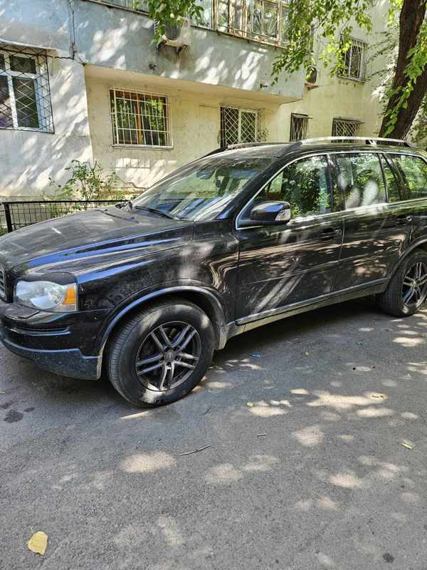 Vând Volvo xc90 7 2011 locuri în stare foarte buna