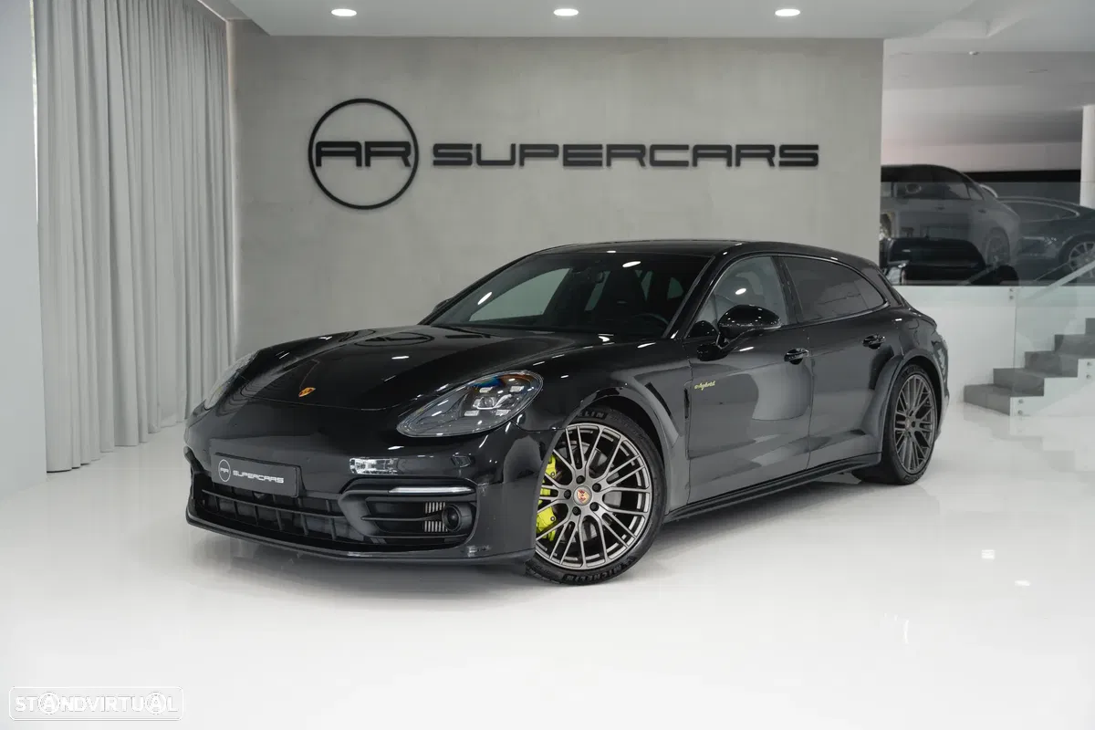 Porsche Panamera Sport Turismo 4 E-Hybrid Platinum Edition PDLS