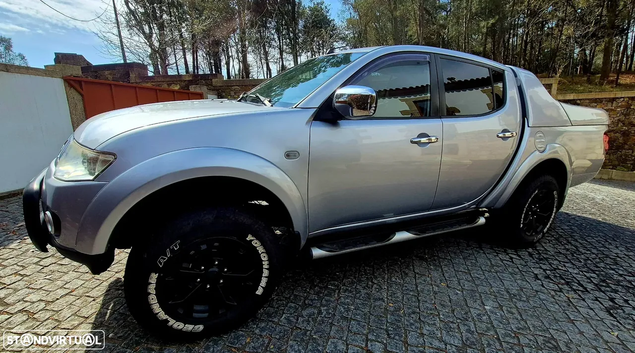 Mitsubishi L200 2.5 DI-D CD Intense HP Masc 4WD