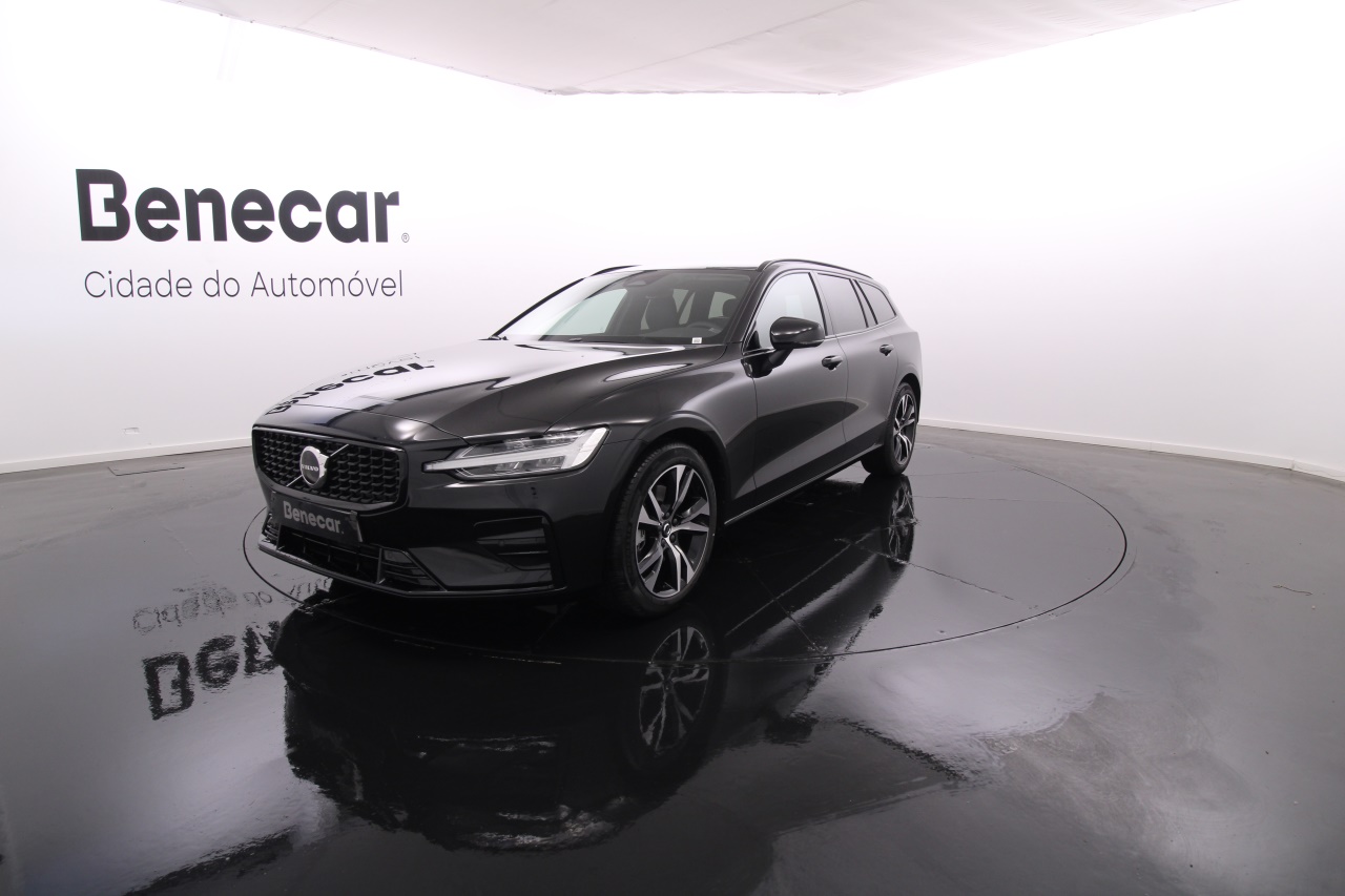 Volvo V60 B4 FWD Plus Cx. Aut. / Vidros Escurecidos